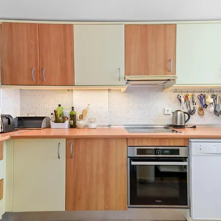 Casa Vedia Ankerstedt Апартаменты *